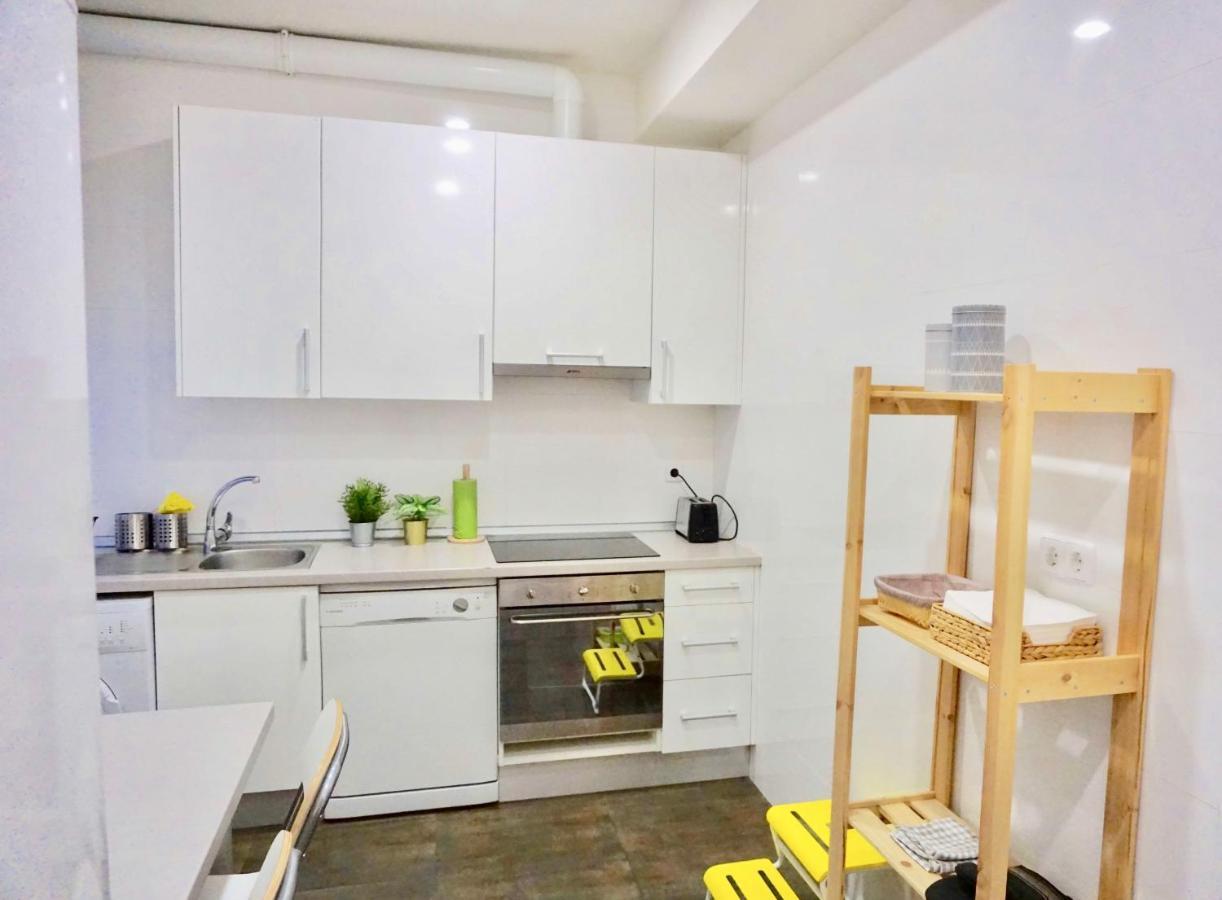Smart Plaza De Las Cortes Apartment มาดริด ภายนอก รูปภาพ