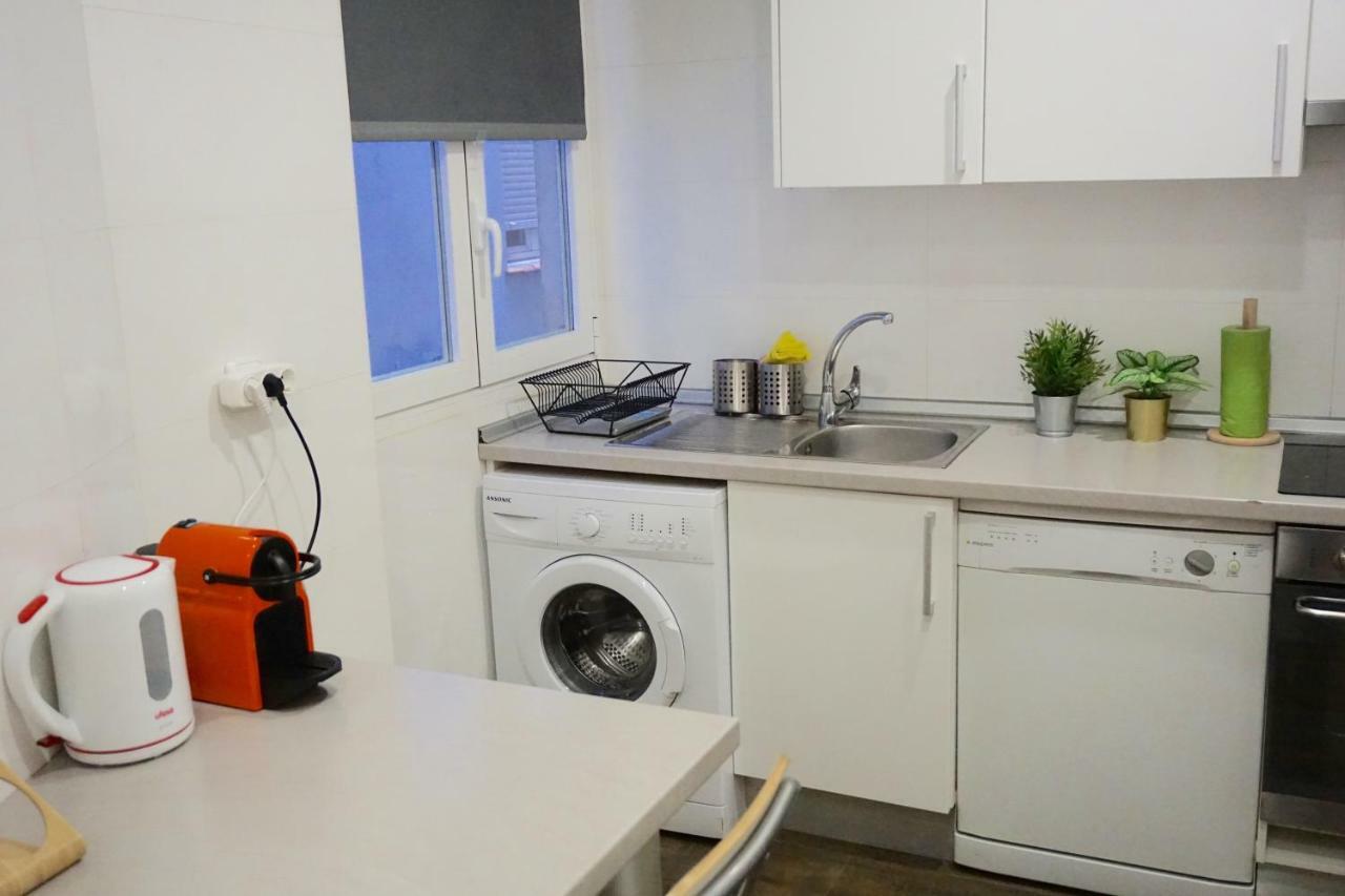 Smart Plaza De Las Cortes Apartment มาดริด ภายนอก รูปภาพ