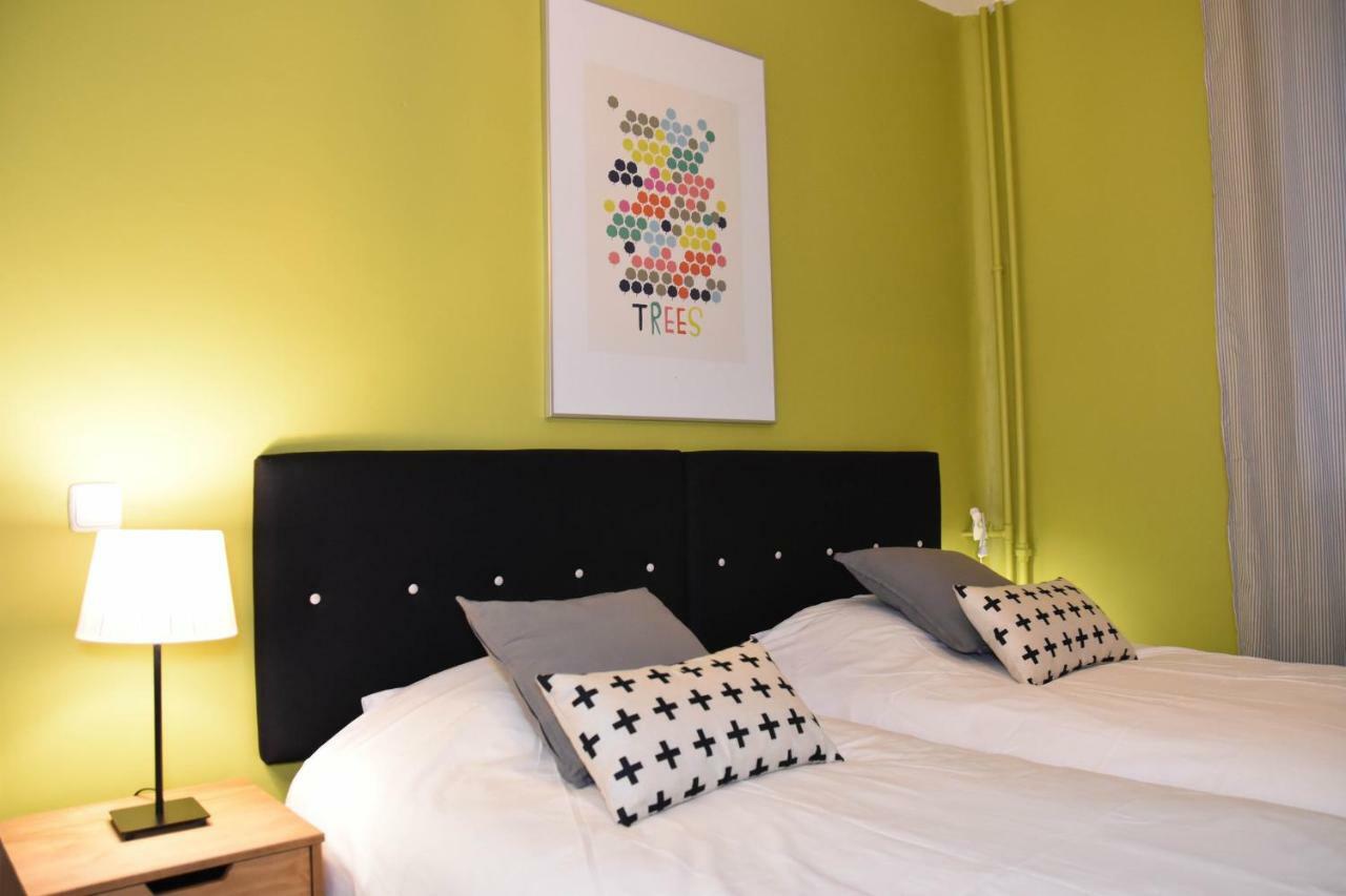 Smart Plaza De Las Cortes Apartment มาดริด ภายนอก รูปภาพ